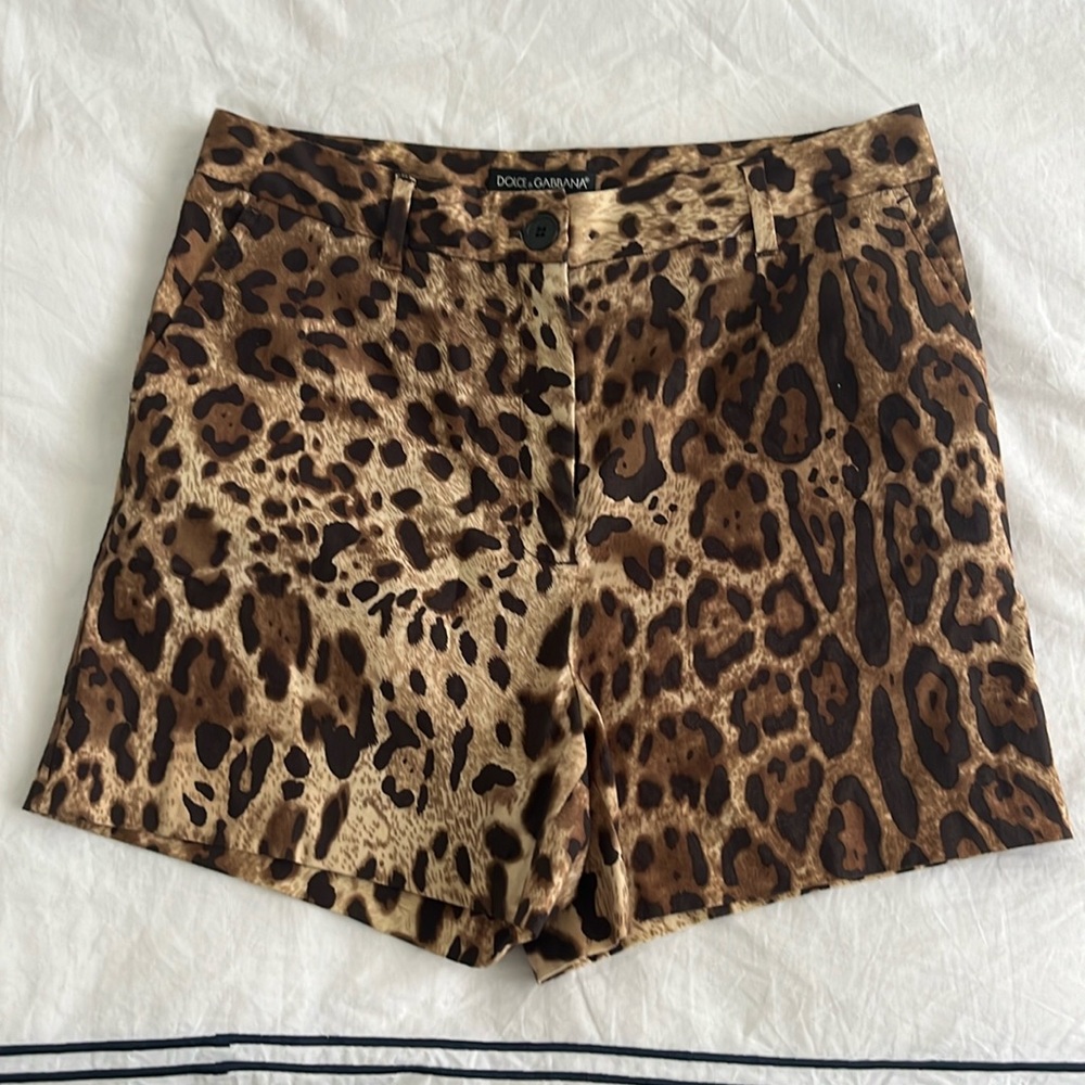 Dolce & Gabbana High waisted Cheetah Shorts